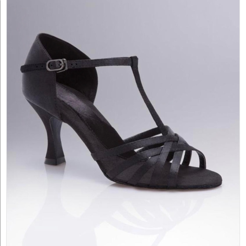 Capezio Dance Shoes Black.